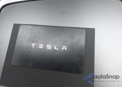 2021 Tesla Model 3 Performance Dual Motor All-Wheel Drive z USA, uszkodzony, nr VIN 5YJ3E1EC0MF980912